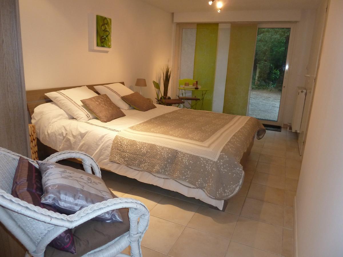 Kergio Bed and Breakfast Saint-Uze Esterno foto